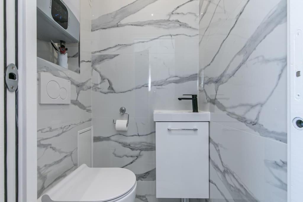 Mba Splendide Appart - Le Raincy - Banlieue Paris Villemomble Exterior photo